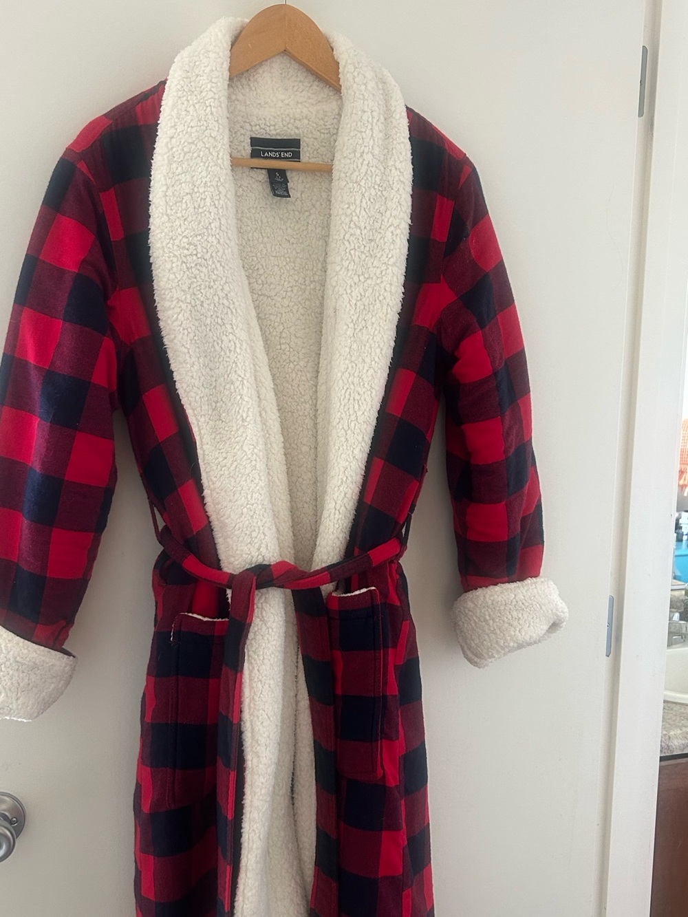 Sherpa-lined women's jacket